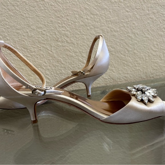 Badgley Mischka Women's Sandal, Size 9 M US, MP4106, Sainte Ivrsat, Brid… - Picture 3 of 10